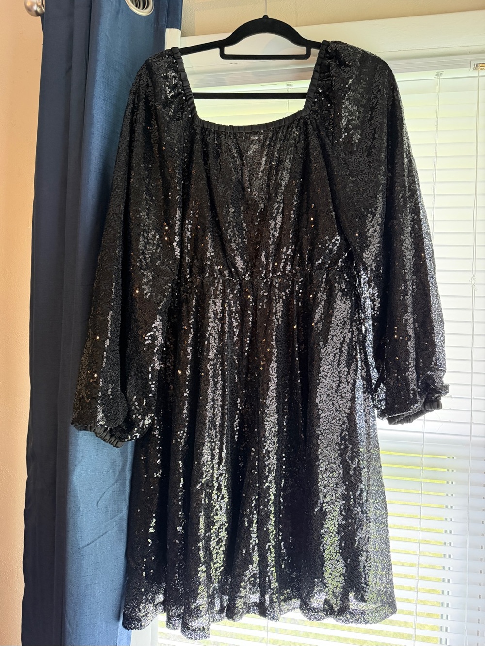 SHEIN Black Sequin Long Sleeve Dress